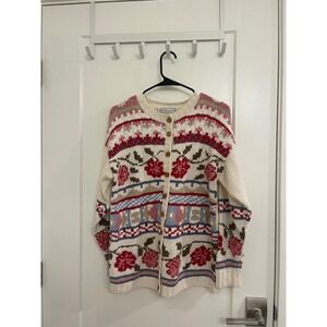 Vintage Cottagecore GrandmaCore Cardigan Floral White Pink Red Knit